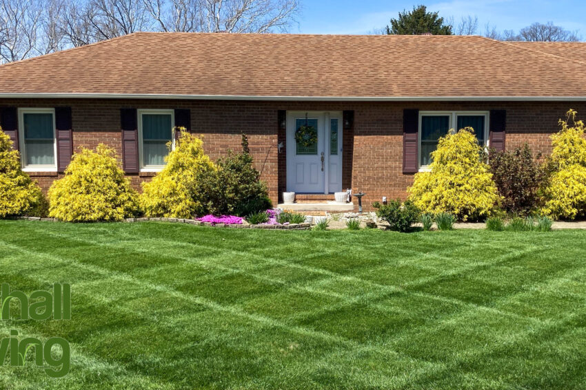 Lawn Mowing Landscaping in Waverly, Ohio